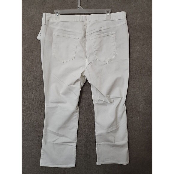 Old Navy WOW Bootcut Jeans Womens 20 Short White Stretch NEW - Picture 5 of 10